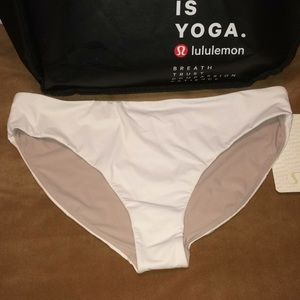 NWT LULULEMON Rising Tides Bikini Bottom In White
